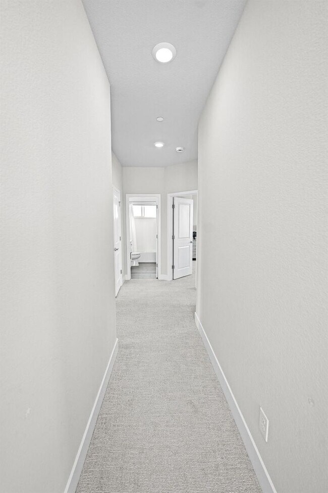 Building Photo - Bright Spacious 4BD/3BA Single-Family Home in Rocklin's Whitney Ranch!