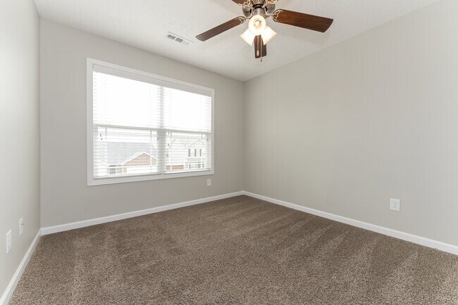 Building Photo - 1028 Tammy Sue Ln