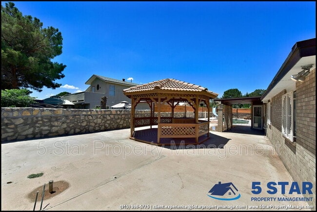 Building Photo - 11620 Laura Marie Dr