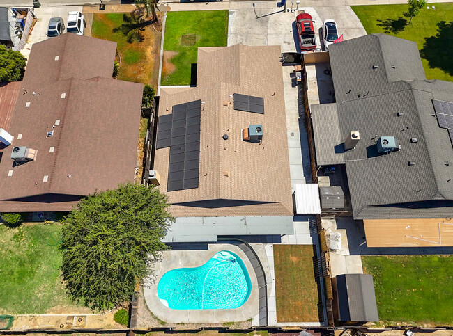 Building Photo - 4304 Milo Ave