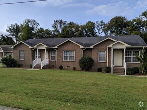 Building Photo - 130 Barton Dr