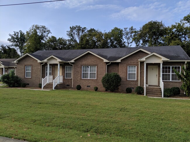 Primary Photo - 130 Barton Dr