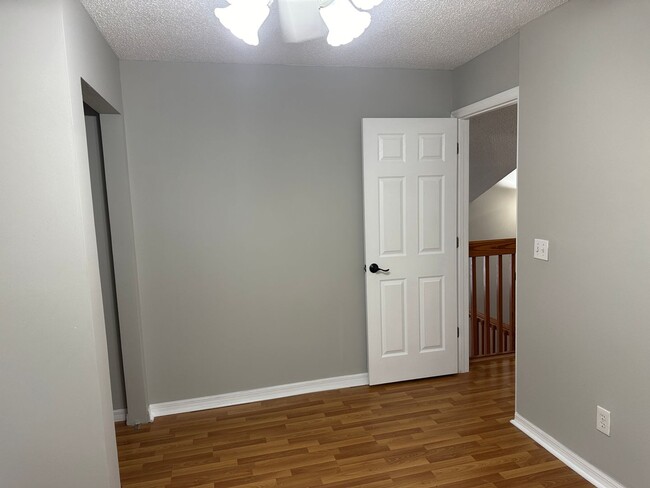 Building Photo - Single Family house in Silver Lakes - Pemb...