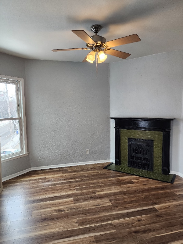 Building Photo - 61 Dale St N