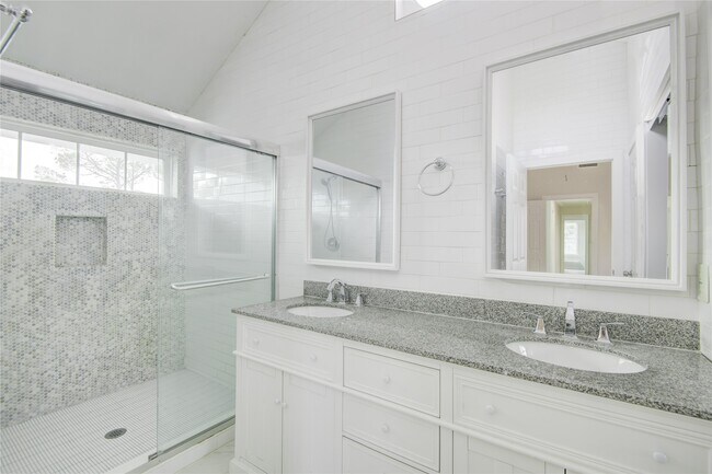 Building Photo - 4427 Waterfall Way