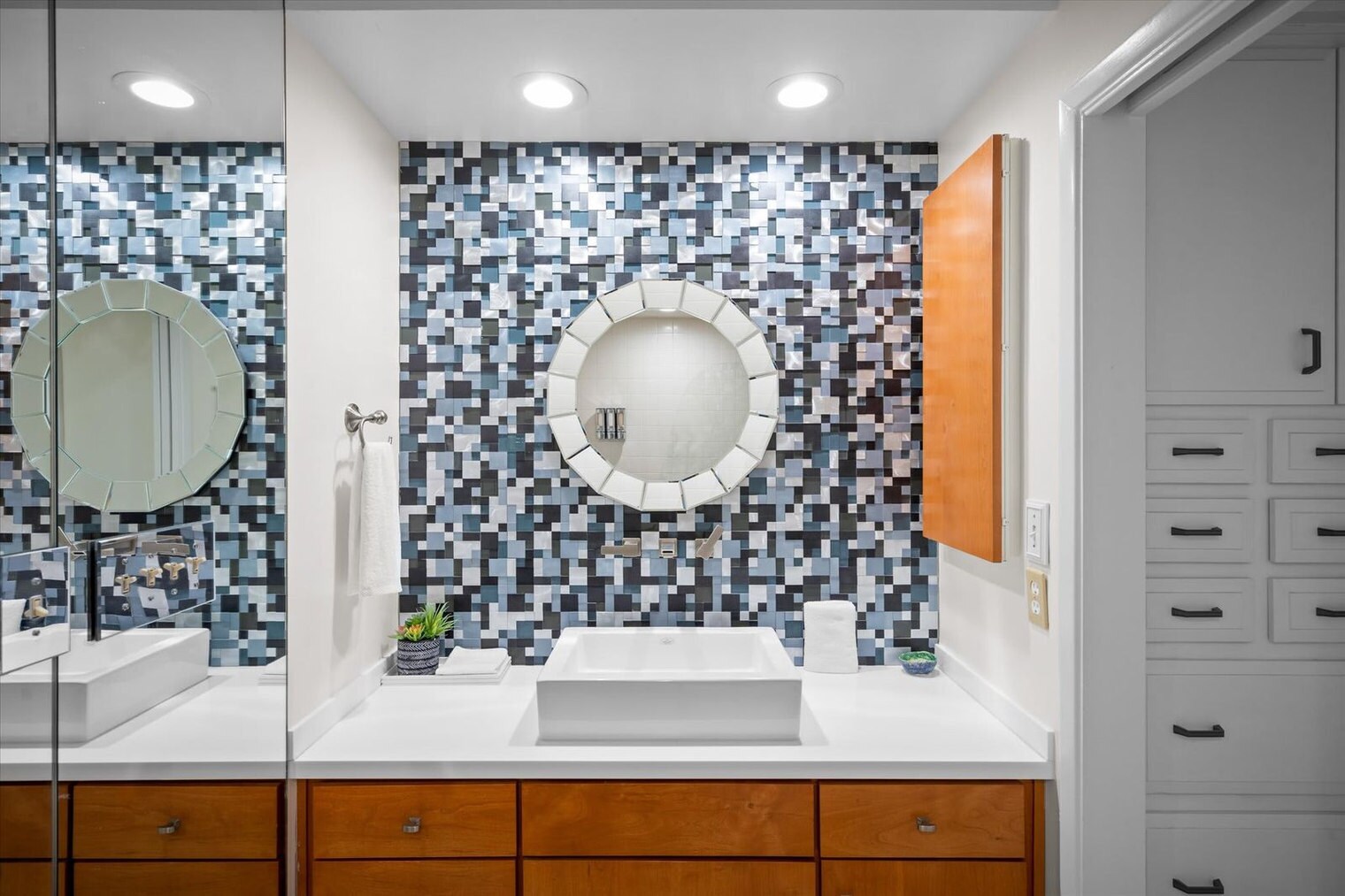 Building Photo - 4525 N 66th St