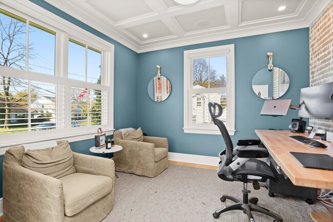 Building Photo - 4 Vani Ct