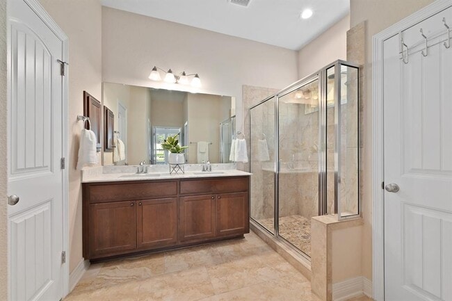 Building Photo - 6321 Llano Stage Trl