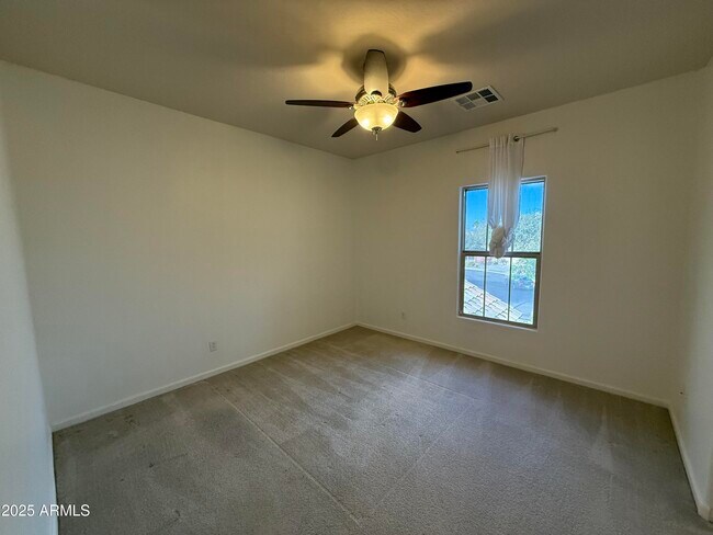 Building Photo - 2807 E Desert Broom Pl