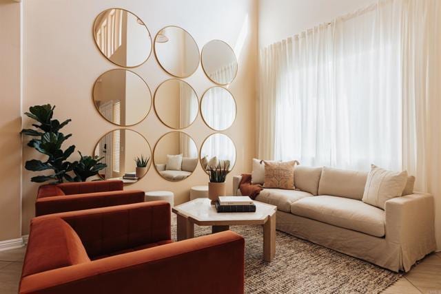 Building Photo - 10517 Corte Jardin Del Mar