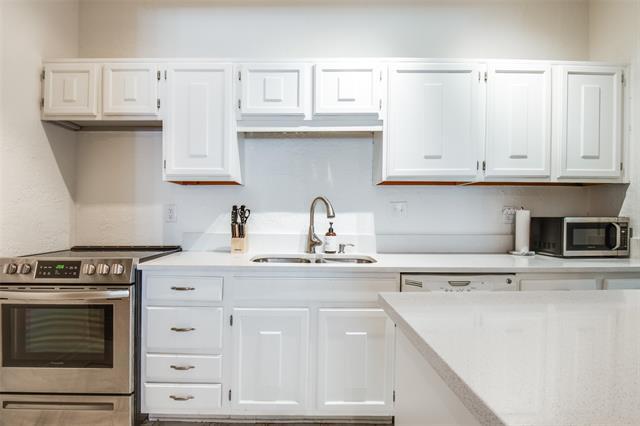 Building Photo - 4845 Swiss Ave