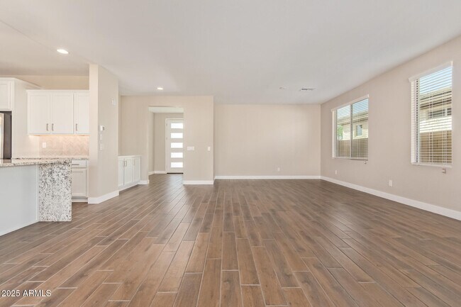 Building Photo - 39801 N Trajen Pl