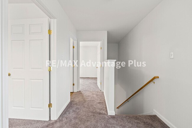 Building Photo - 408 Winston St