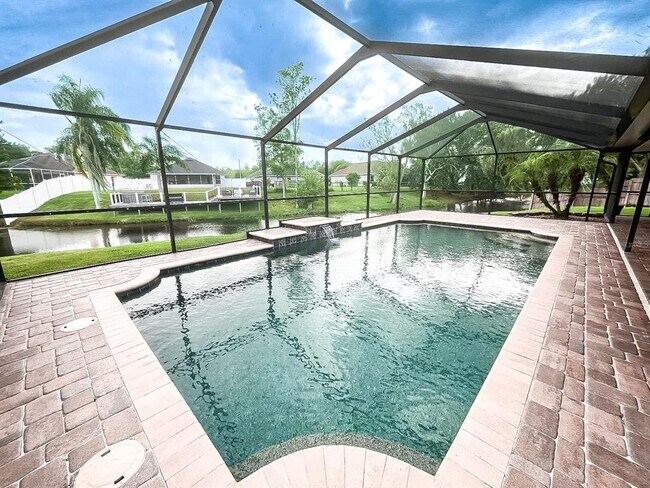 Building Photo - 1653 Lagoon Pl