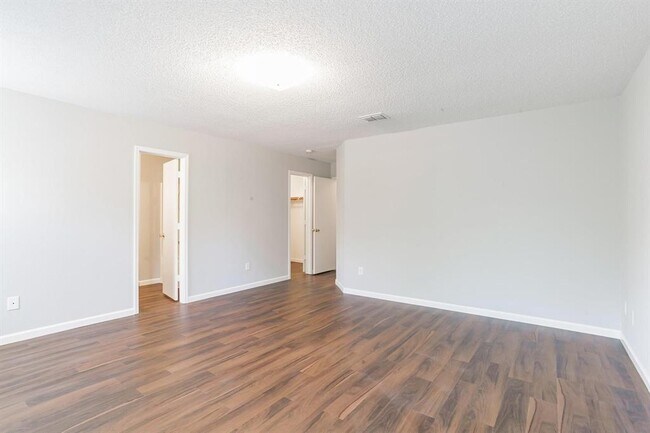 Building Photo - 3335 Lipizzan Dr