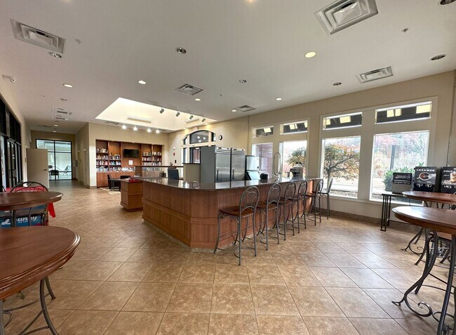 Building Photo - FOR RENT — Stunning One-Level Home in The Preserve, Oak Ridge’s Premier Lakefront Community