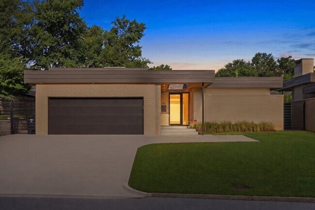 Building Photo - Experience contemporary luxury in this exceptional custom-built Midtown Tulsa residence, where so...