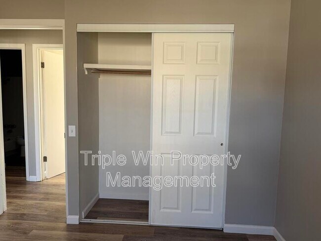 Building Photo - 1344 Coppergate Ln