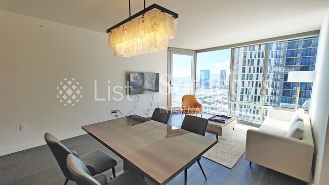 Building Photo - Ae'o #2303  |  Honolulu, HI