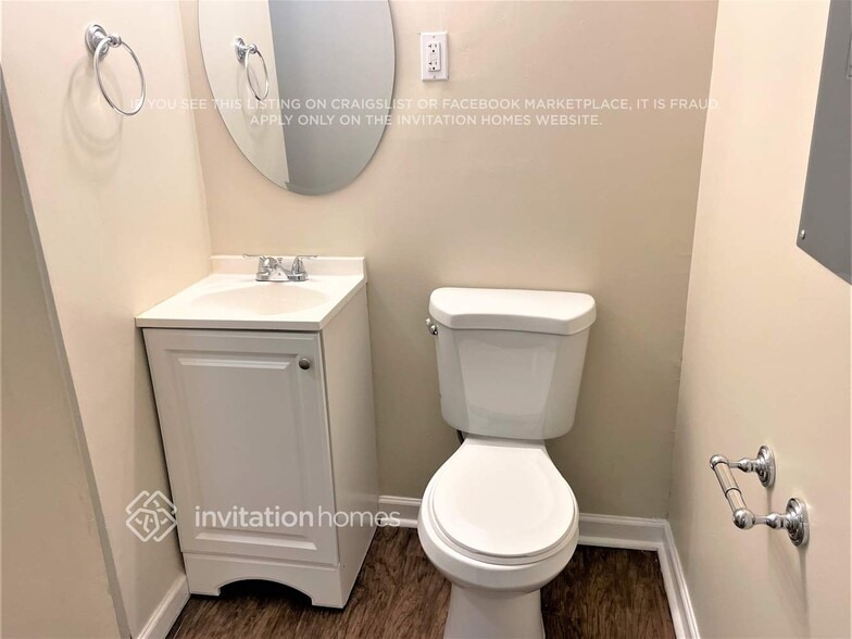 Building Photo - 4521 Dons Ct SW