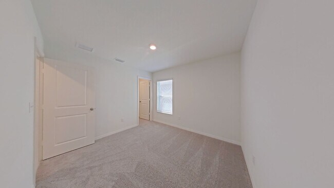 Building Photo - Beautiful New 4-Bedroom Home in Auburndale