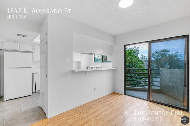 Building Photo - 1842 N Alvarado St