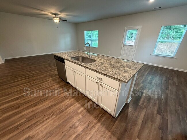 Building Photo - 219 Limestone Cir