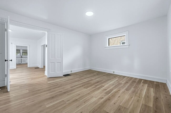 Building Photo - New THREE BED listing in Fort Wayne!