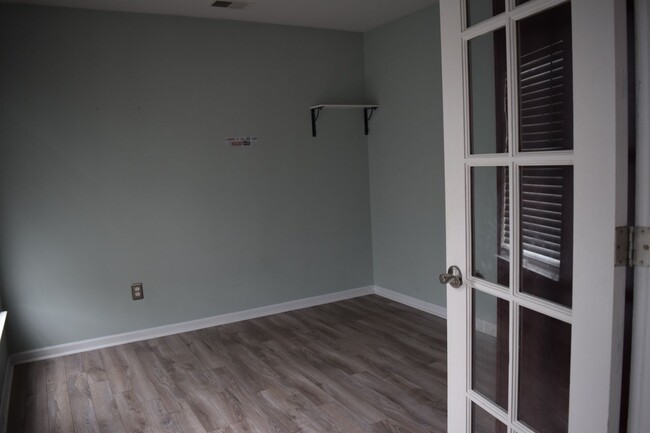 Building Photo - DOWNTOWN WIXOM 2 BED/2 BATH CONDO FOR LEASE!