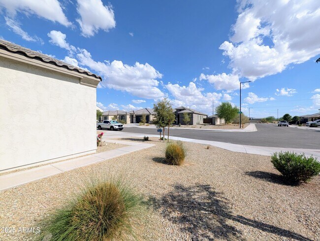 Building Photo - 24458 W Verlea Dr