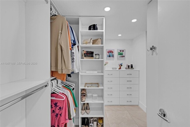 Building Photo - 1500 Ocean Dr