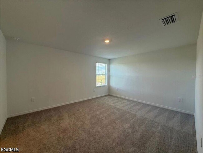 Building Photo - 11812 Cloverly Ln
