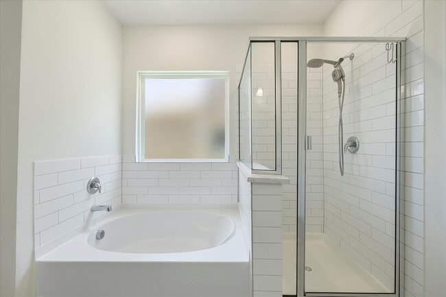 Building Photo - 3629 Highland Bayou Dr