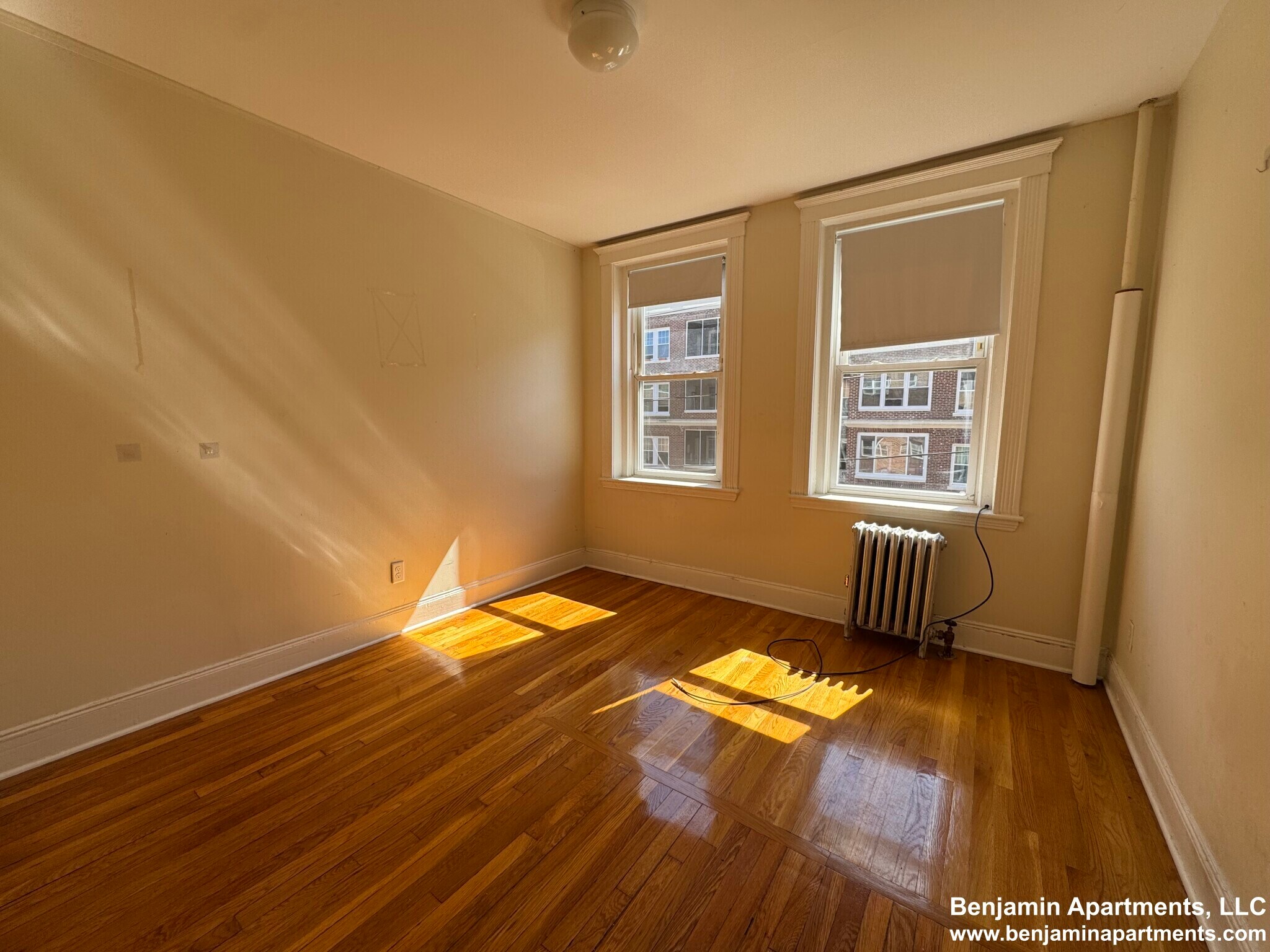 Building Photo - 8 Vinal St