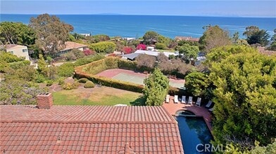 Building Photo - 7161 Grasswood Ave