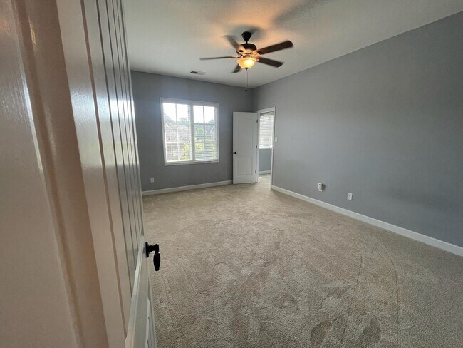 Building Photo - 556 Althea Ln