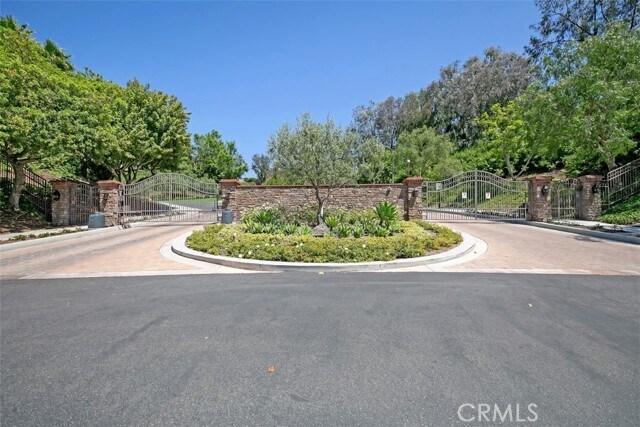 Building Photo - 25732 Weston Dr