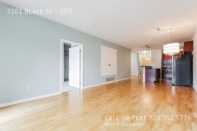 Building Photo - 3101 Blake St