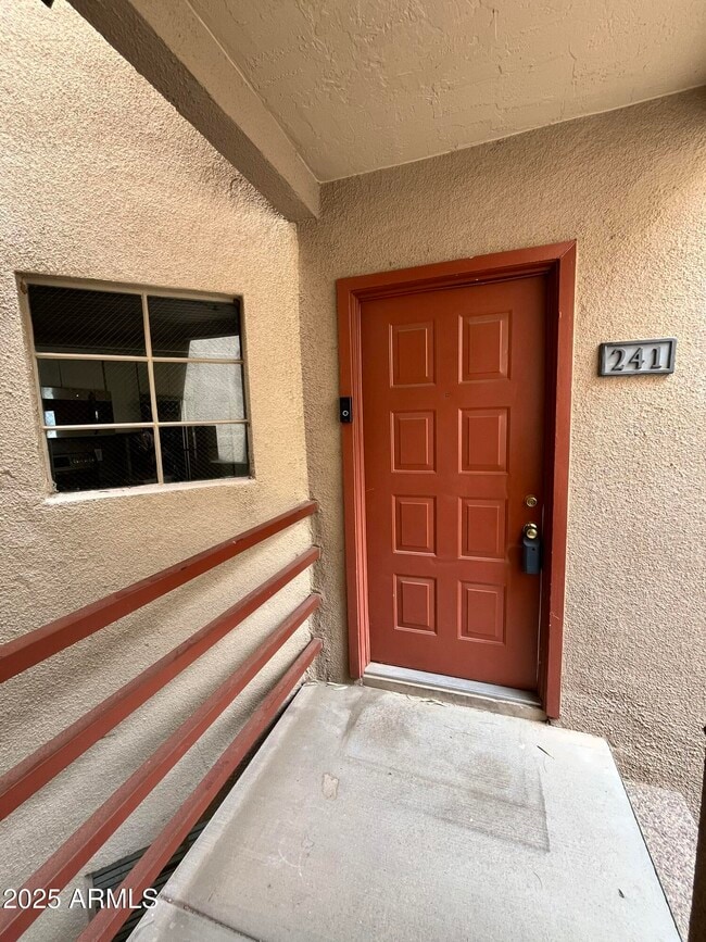 Building Photo - 4850 E Desert Cove Ave