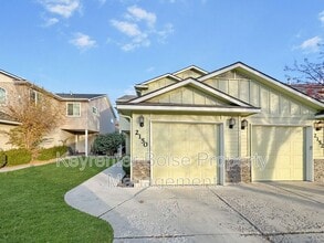 Building Photo - 2150 S Dorothy Ave