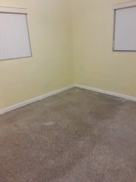 Second Bedroom - 4850 Southwest 41st Avenue