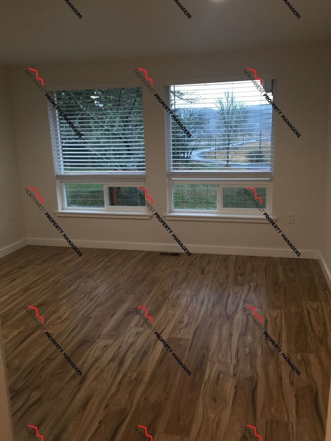 Building Photo - STATUS: * AVAILABLE * | R210A | $2095 + $2...