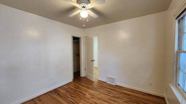Building Photo - Beautiful University Area Home