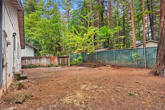 Building Photo - Great Home Among the Magalia Pine Trees!