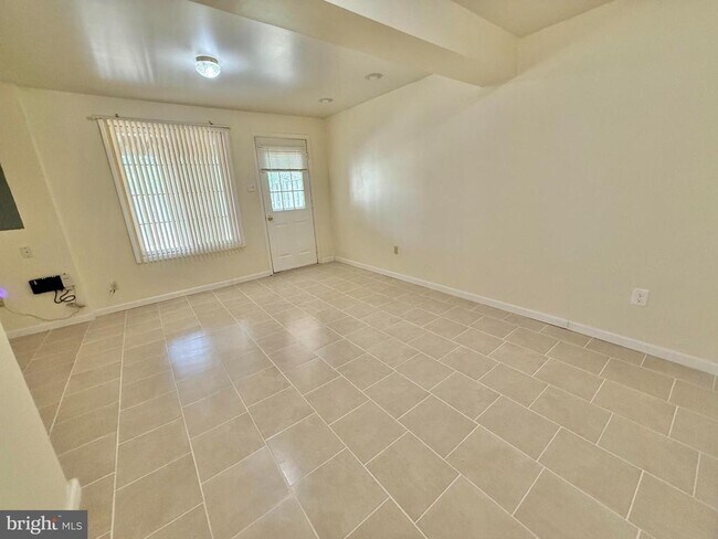 Building Photo - 8349 Windfall Rd