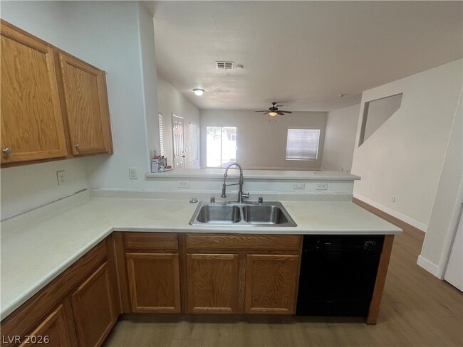 Building Photo - 6090 Allred Pl