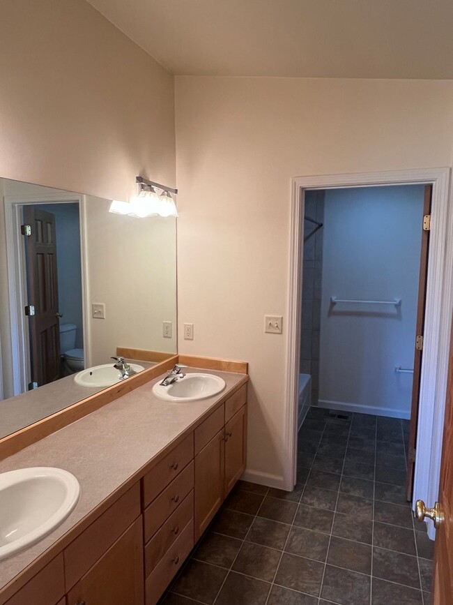 Building Photo - Located on Bridger Golf Course