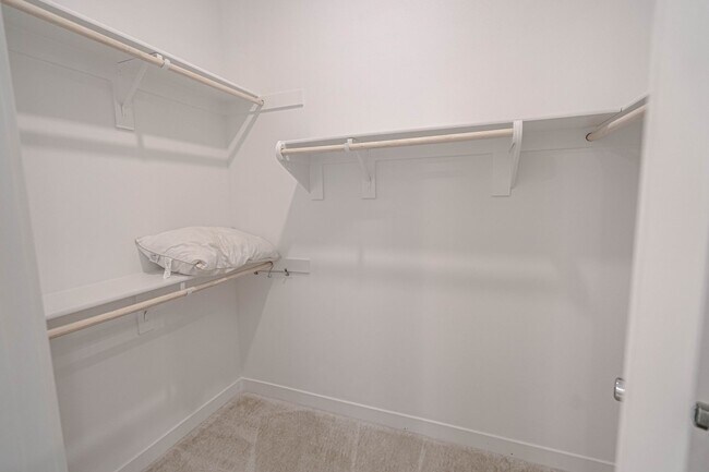 Building Photo - COMING SOON! 3-Bedroom Condo with Solar Pa...