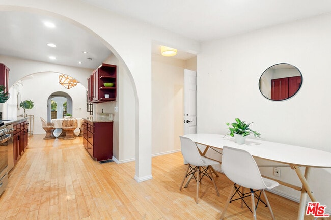 Building Photo - 1147 Wilcox Pl