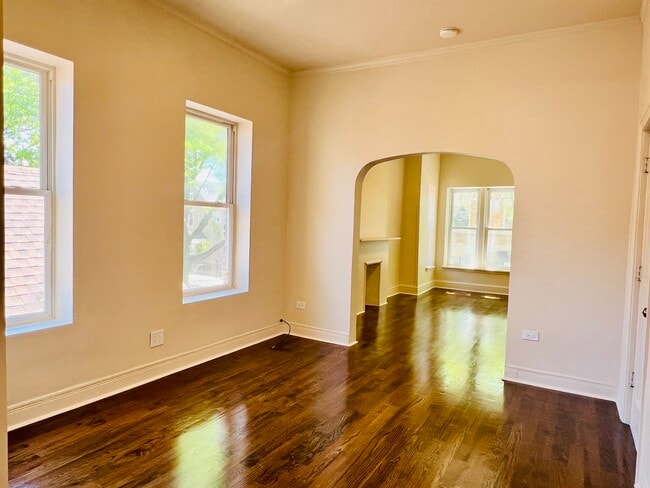 Building Photo - 2234 W Cullerton St